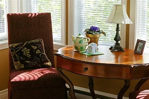 The Beacon Inn At Sidney Bed & Breakfast