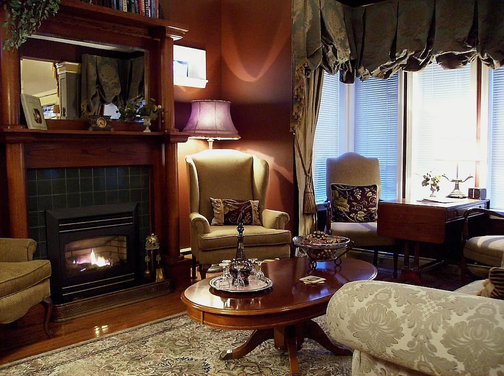 Bed & Breakfast The Beacon Inn At Sidney